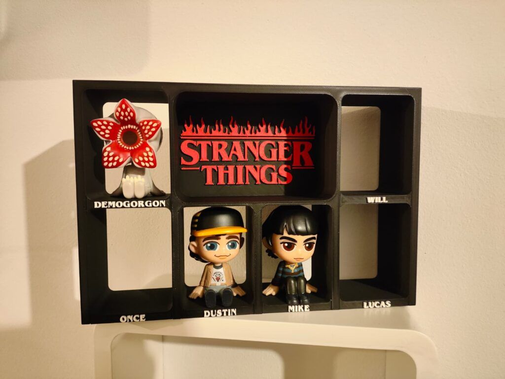 Expositor para Figuras Stranger Things – Colección McDonald’s (Impreso en 3D)