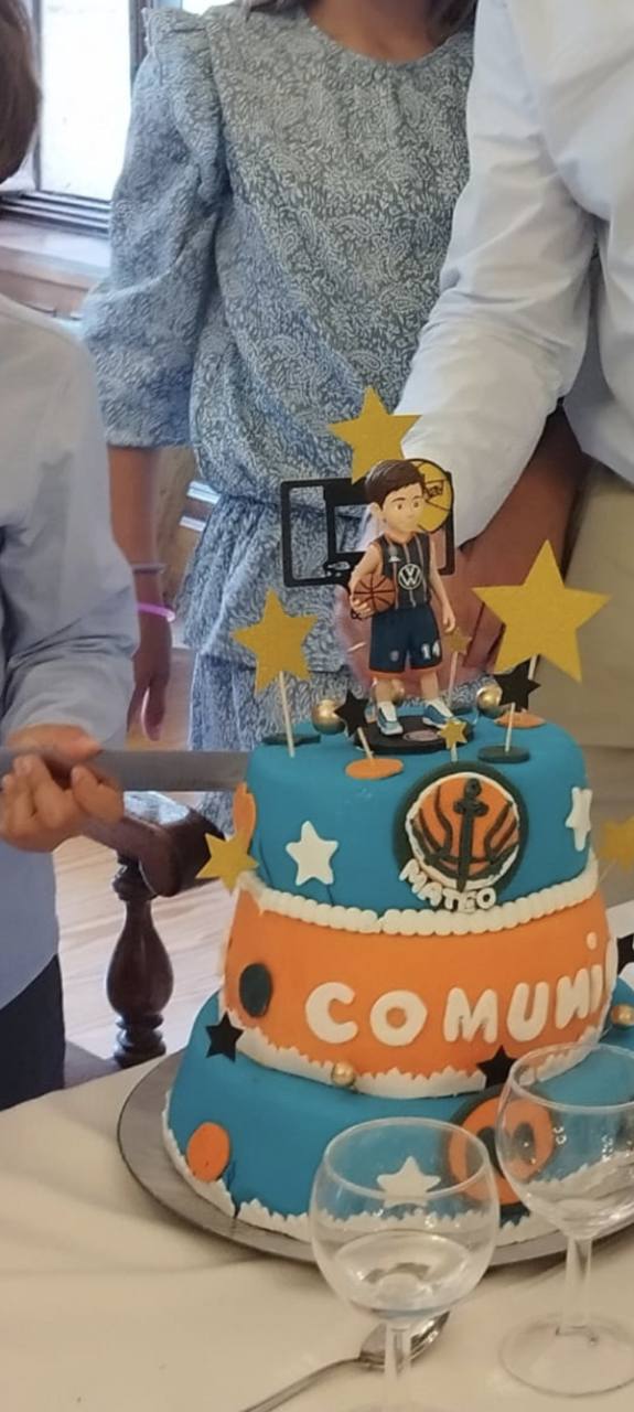 Figura personalizada estilo chibi desde fotografía - Imagen 3